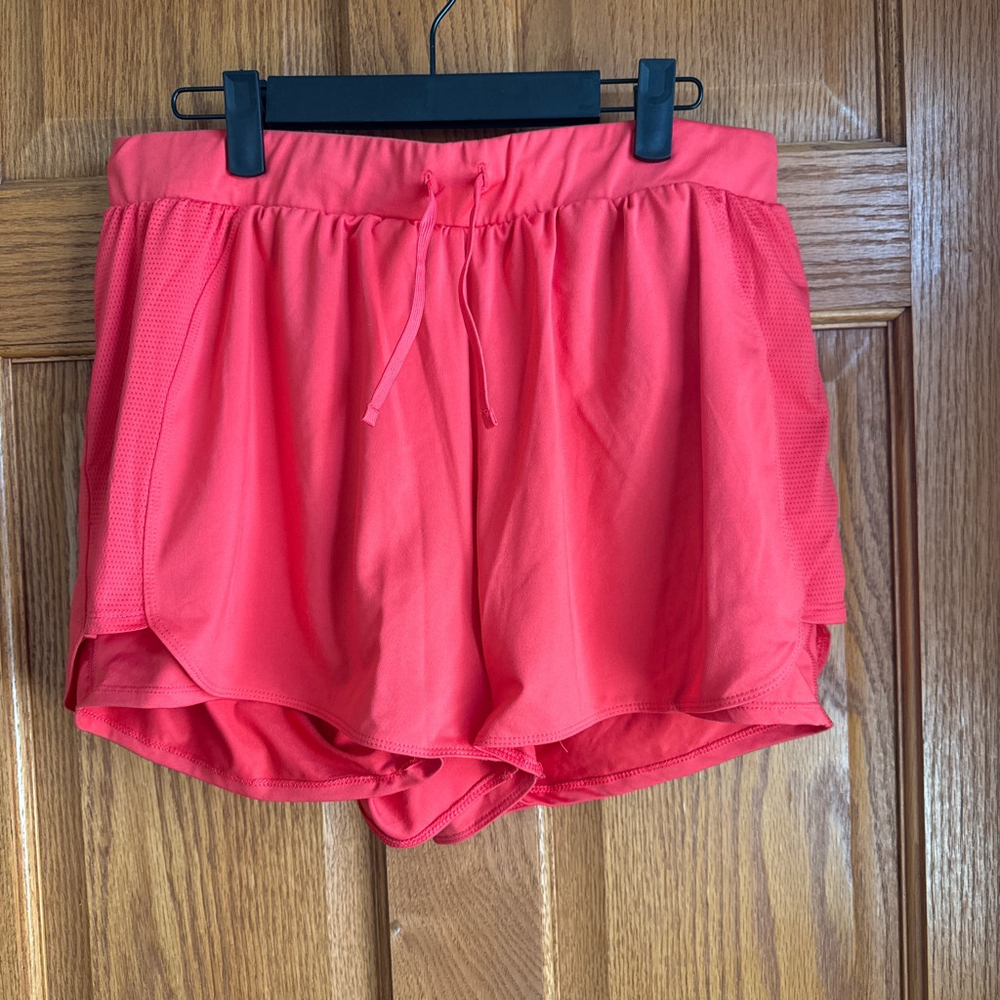 Women's AVA Coral Athletic Shorts L (12-14)